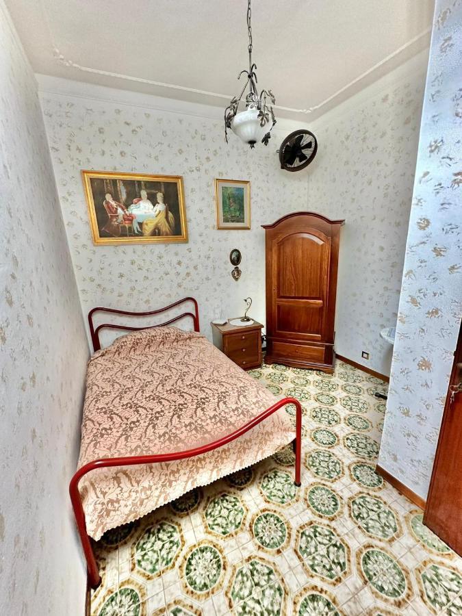 Pensione Italia Bolsena Habitación foto
